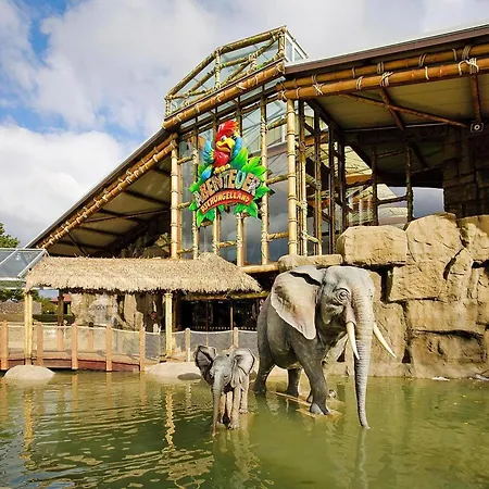 Im Freizeitpark Weissenhaeuser Apartman *